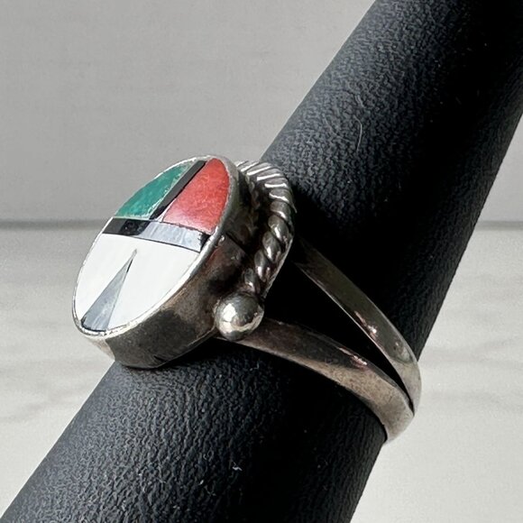 Early Vintage Native American Zuni Kachina Sun God Ring Inlaid Gemstones - Picture 2 of 8